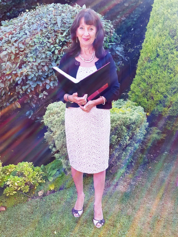 Elaine Cesar - Independent Celebrant